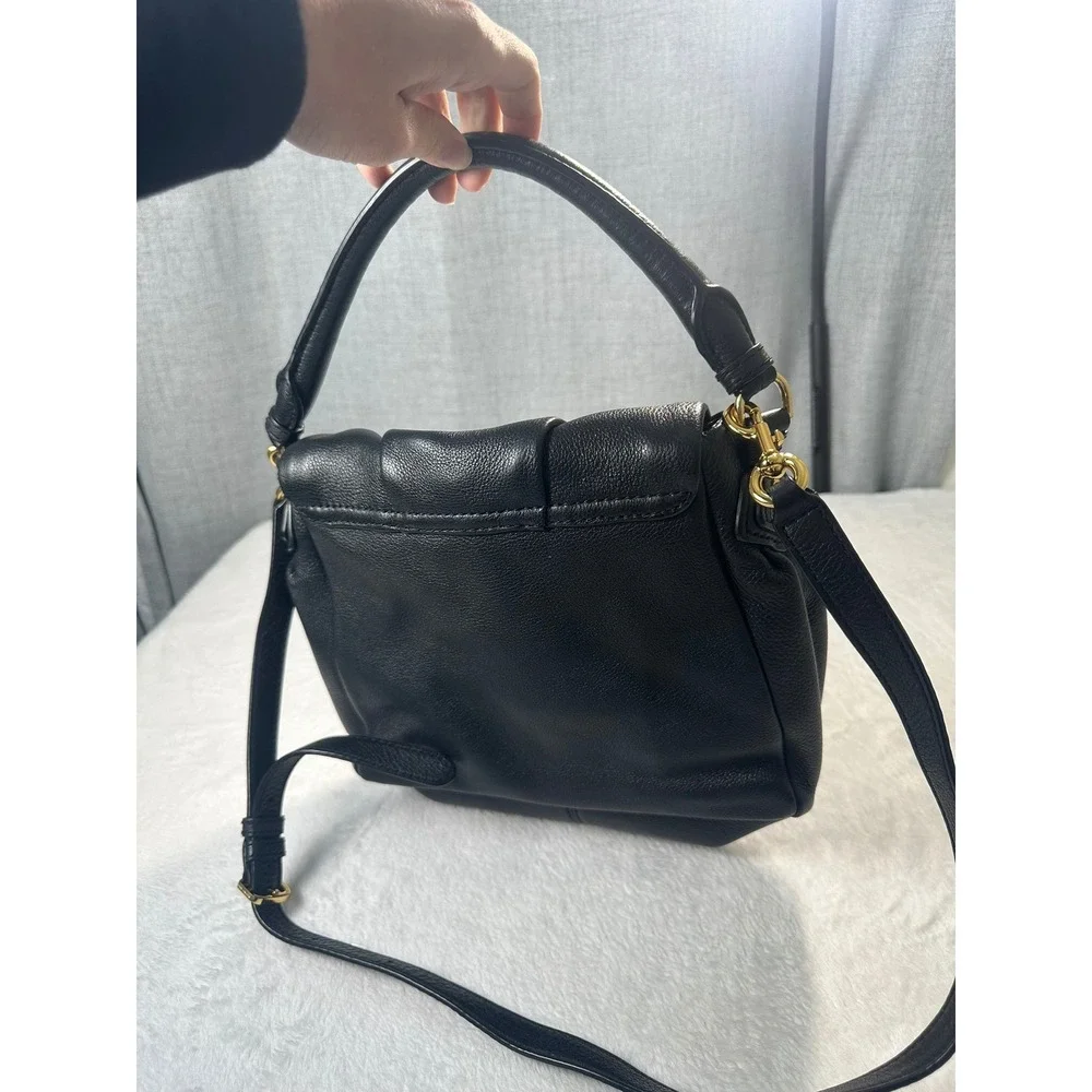Marc Jacobs Crossbody Bag Womens Medium‎ Black Good Pebbled Leather Gold Logo